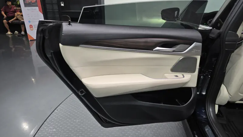BMW 6-Series Gran Turismo