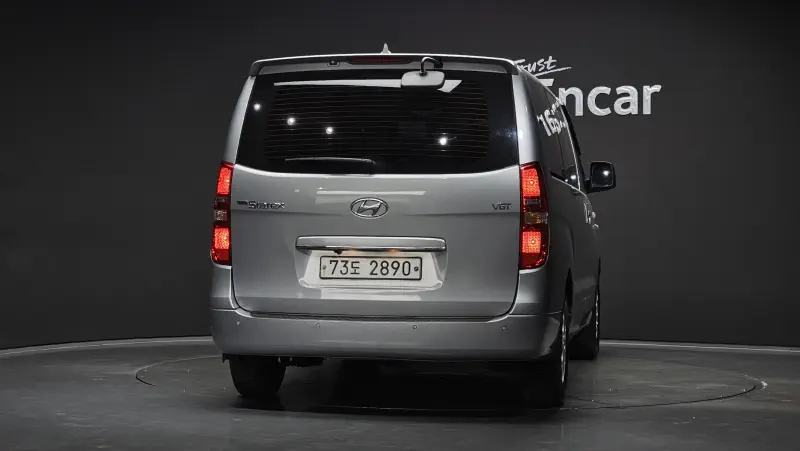Hyundai Grand Starex