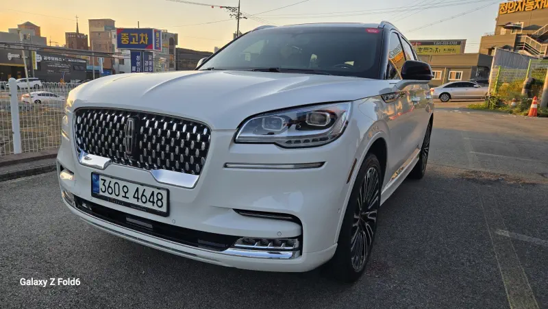 Lincoln Aviator