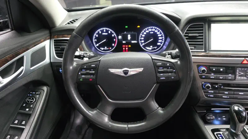 Hyundai Genesis