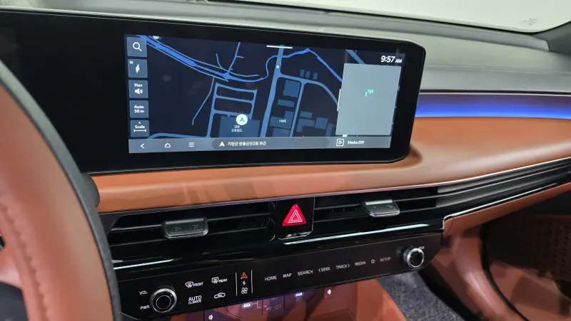 Kia K8