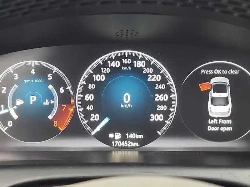 Jaguar XJ