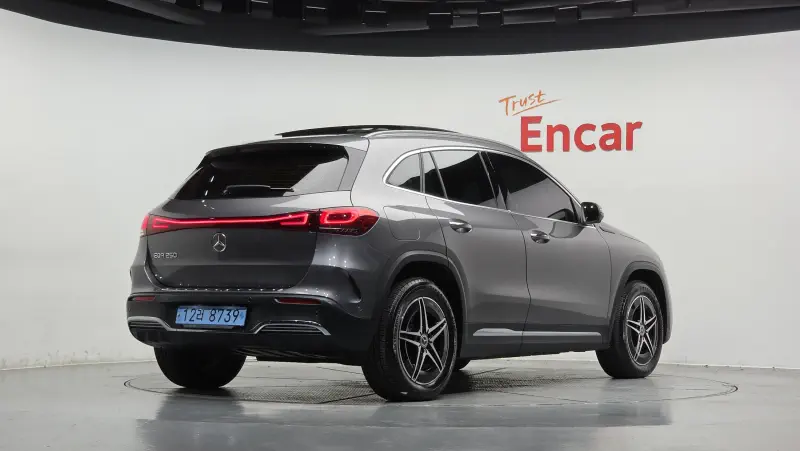 Mercedes-Benz EQA