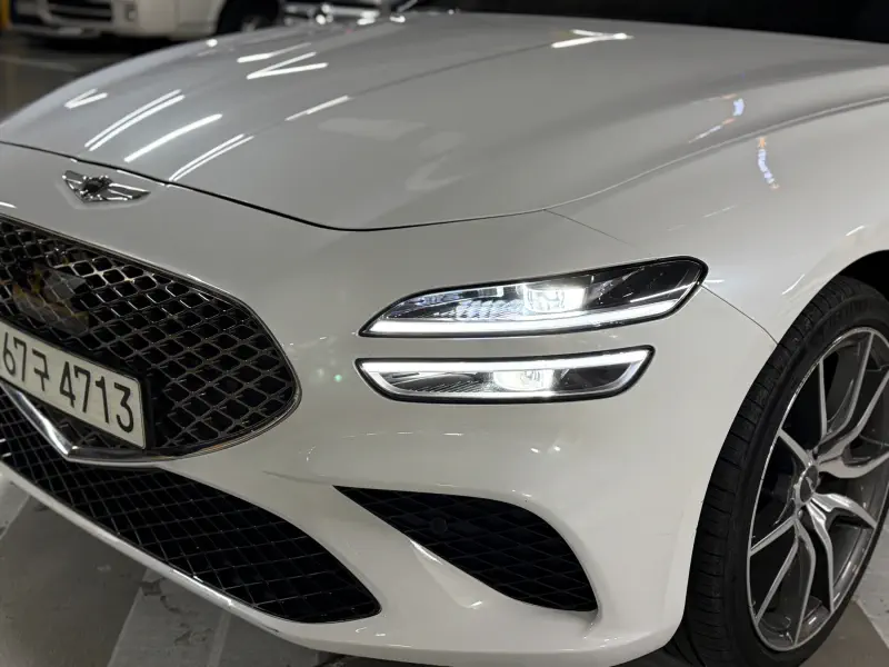 Genesis G70