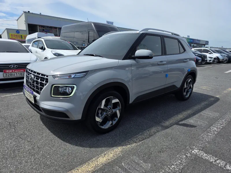 Hyundai Venue