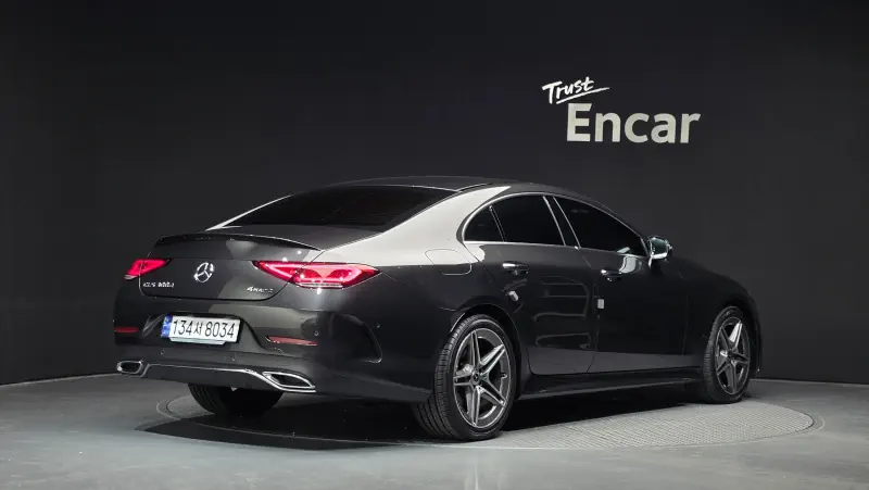 Mercedes-Benz CLS-Class