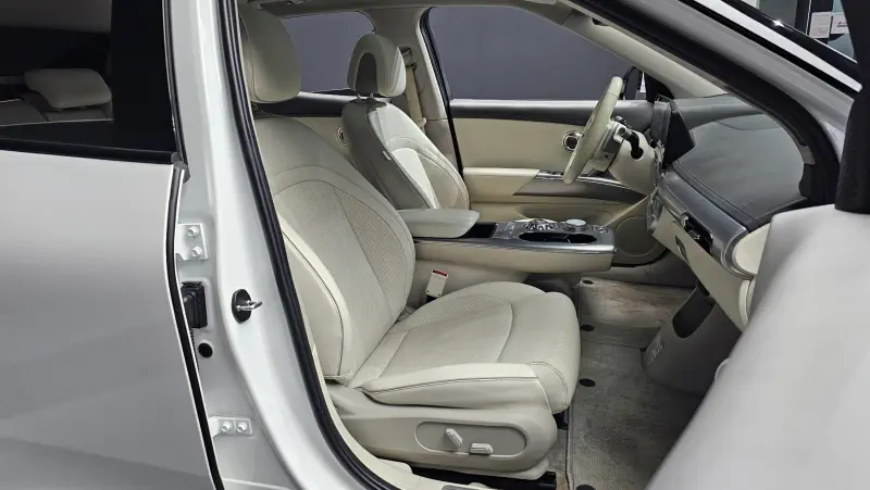 Genesis GV60