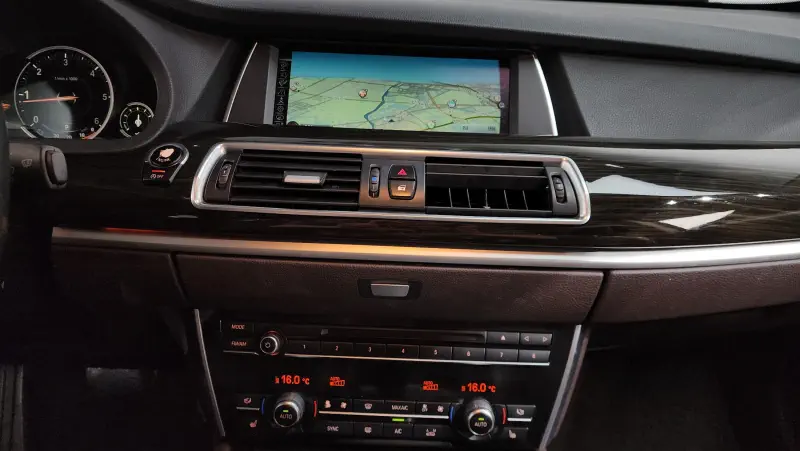 BMW 5-Series Gran Turismo
