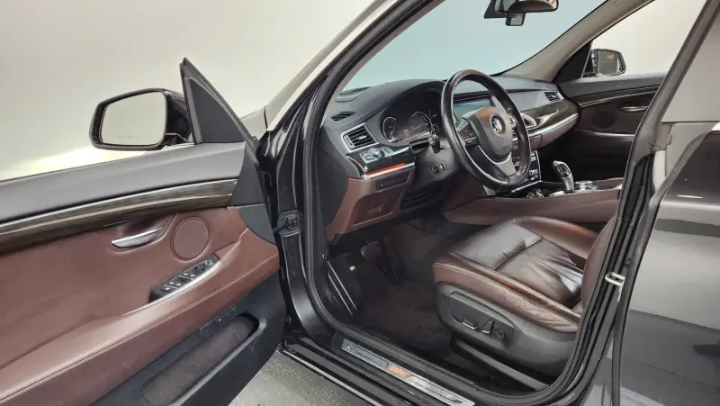 BMW 5-Series Gran Turismo