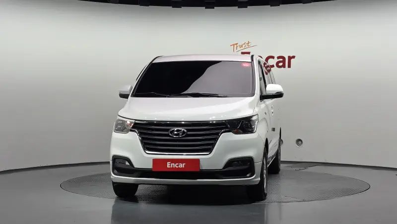 Hyundai Grand Starex