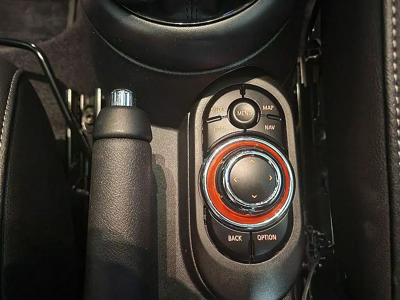 MINI Cabrio
