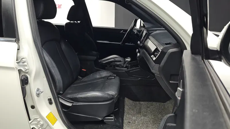 SsangYong Rexton Sports Khan