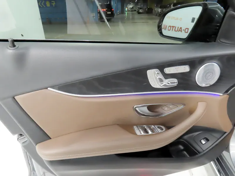 Купить Mercedes-Benz E-Class Daejeon из Кореи