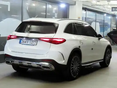 Mercedes-Benz GLC-Class 4