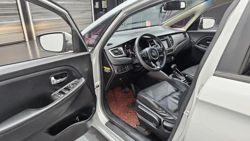 Kia Carens
