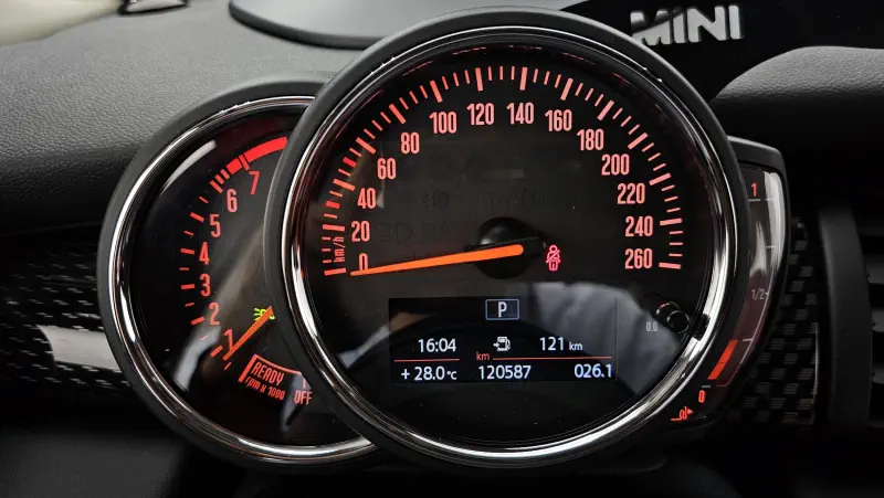 MINI Hatch