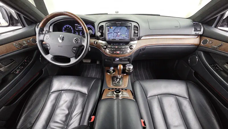 SsangYong Chairman W