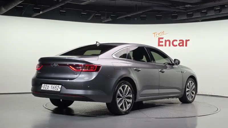 Renault Samsung SM6