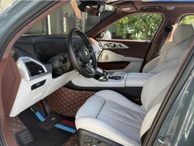 BMW XM