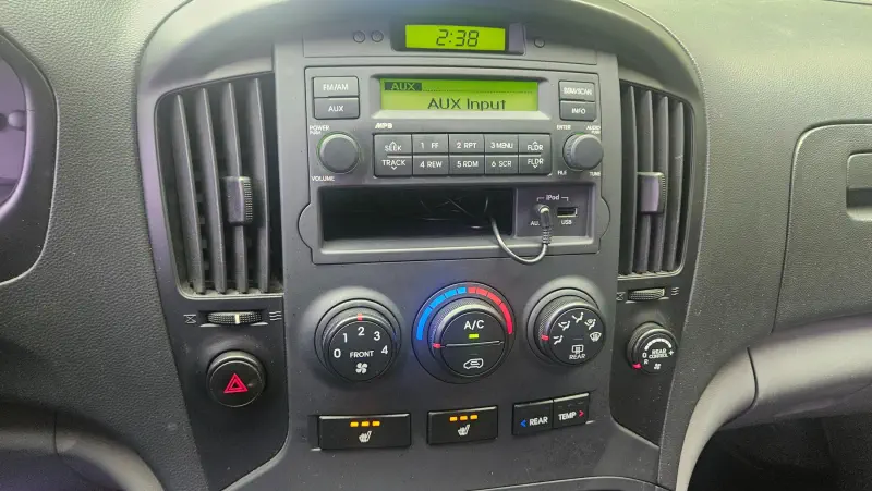 Hyundai Grand Starex