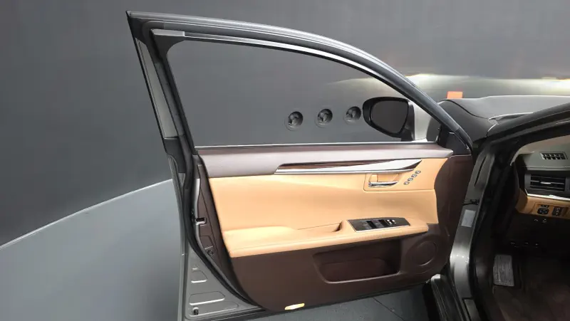 Lexus ES300h