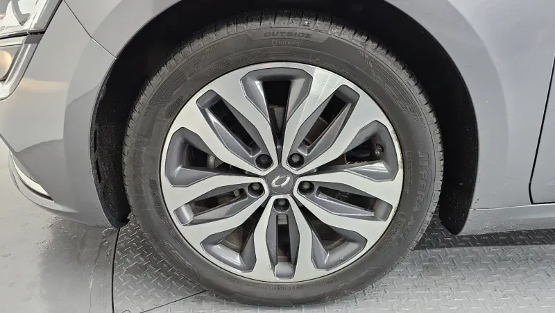 Renault Samsung SM6