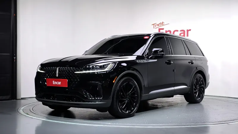 Lincoln Aviator
