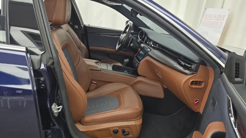 Maserati Quattroporte