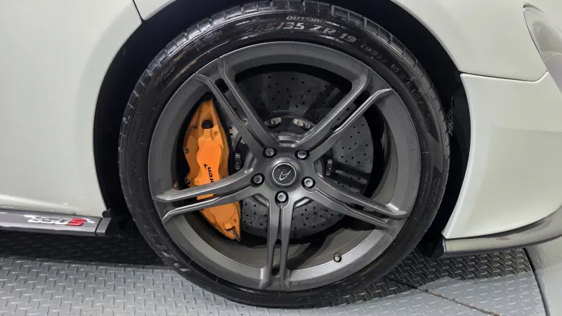 Mclaren 650S