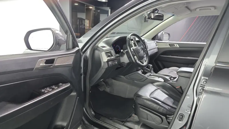SsangYong Rexton Sports