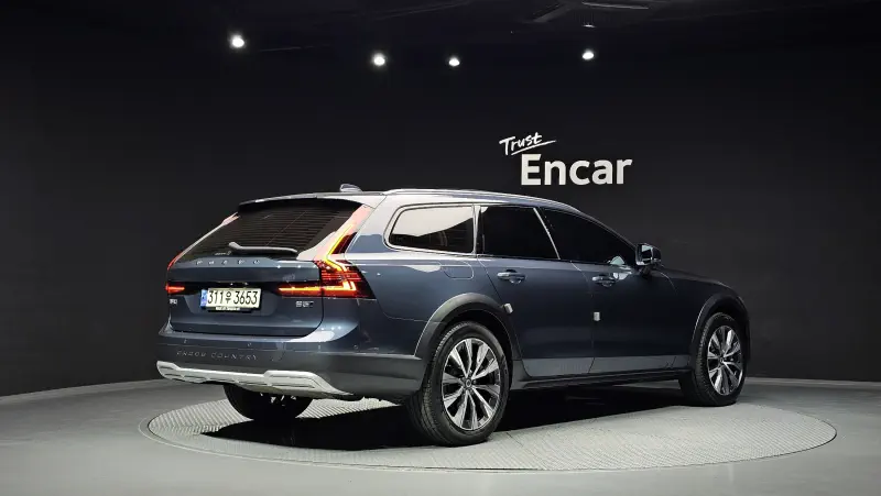 Volvo V90