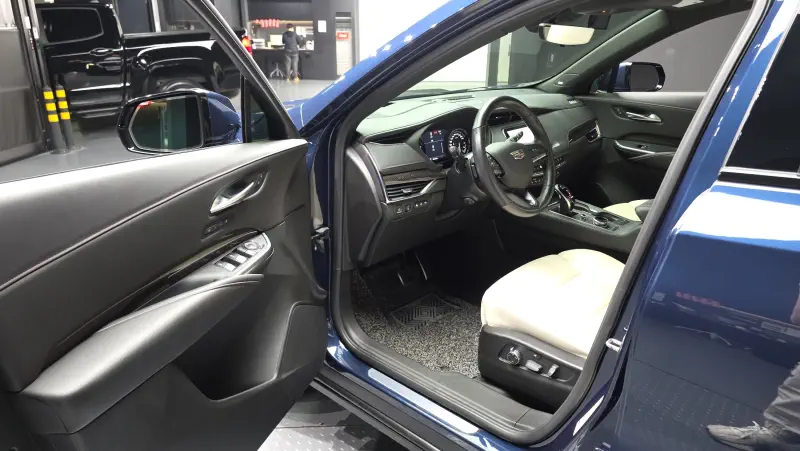 Cadillac XT4
