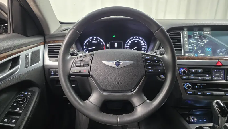 Hyundai Genesis