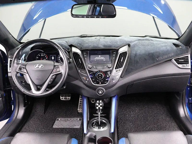 Hyundai Veloster
