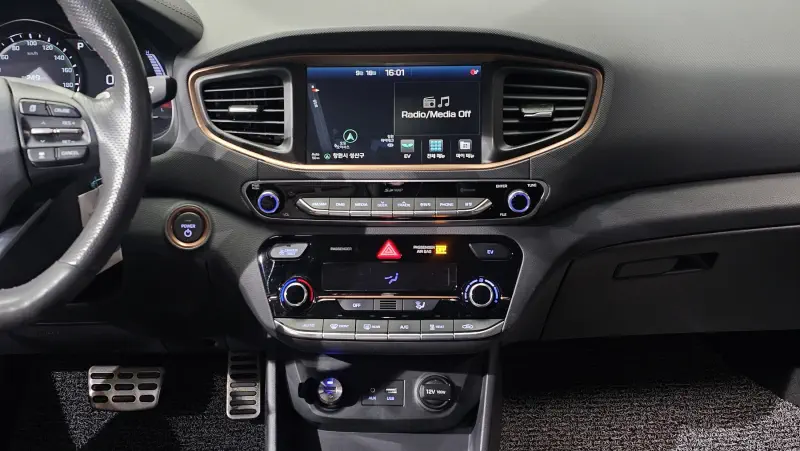 Hyundai Ioniq