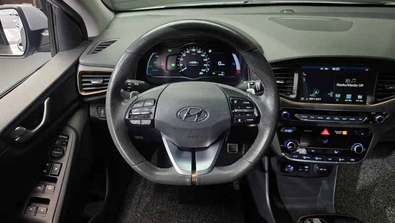 Hyundai Ioniq
