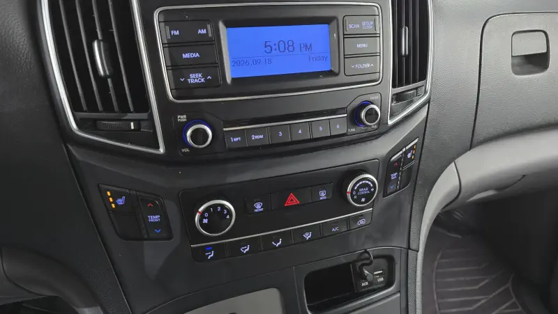 Hyundai Grand Starex