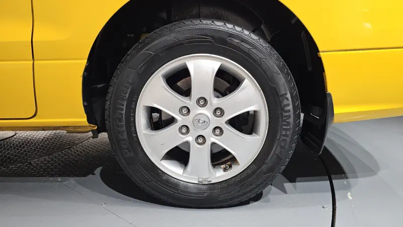 Hyundai Grand Starex