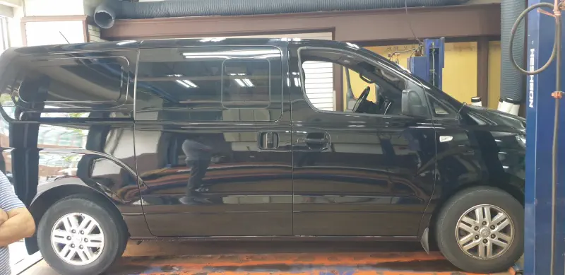 Hyundai Grand Starex