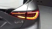 Infiniti Q30