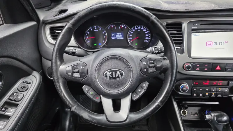 Kia Carens