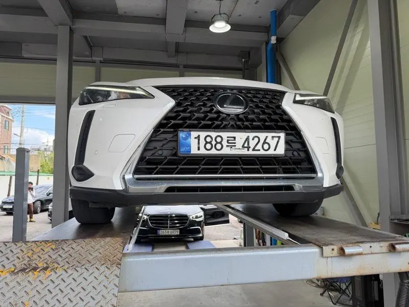 Lexus UX