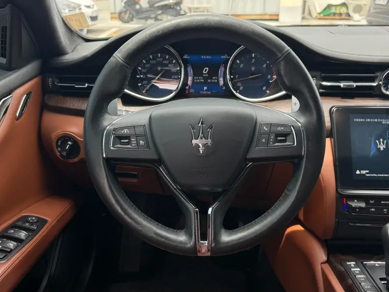 Maserati Quattroporte