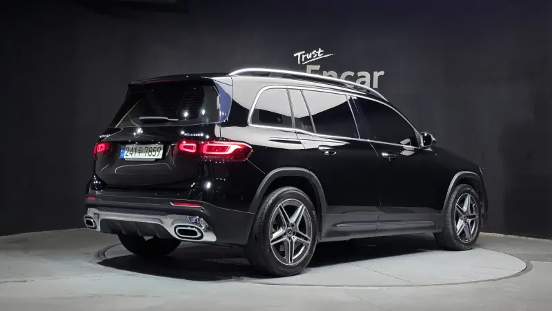 Mercedes-Benz GLB-Class