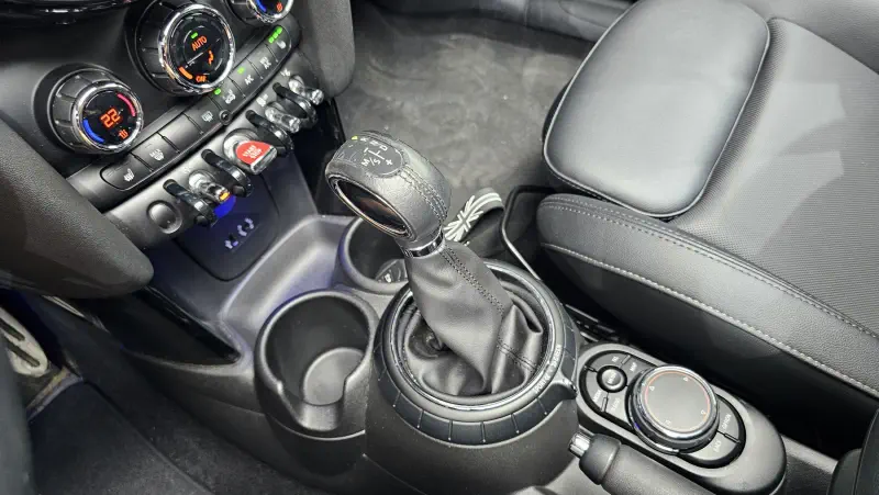MINI Hatch