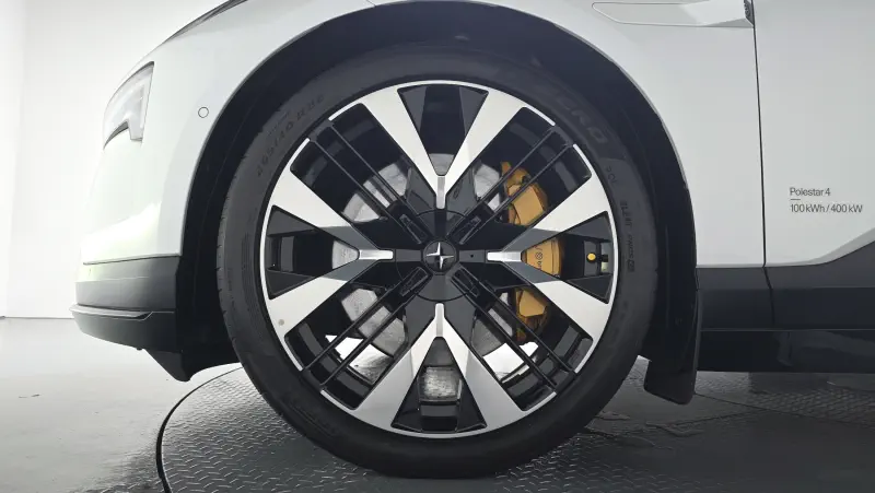 Polestar 4