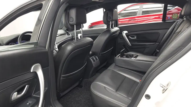 Renault Samsung SM5