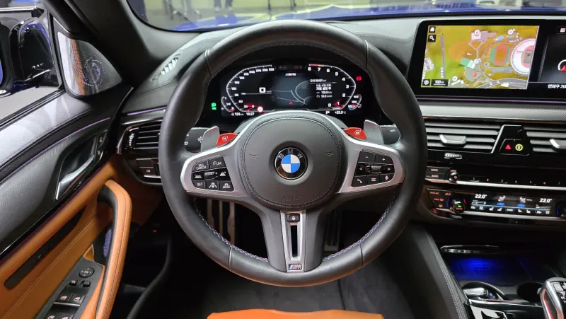 BMW M5