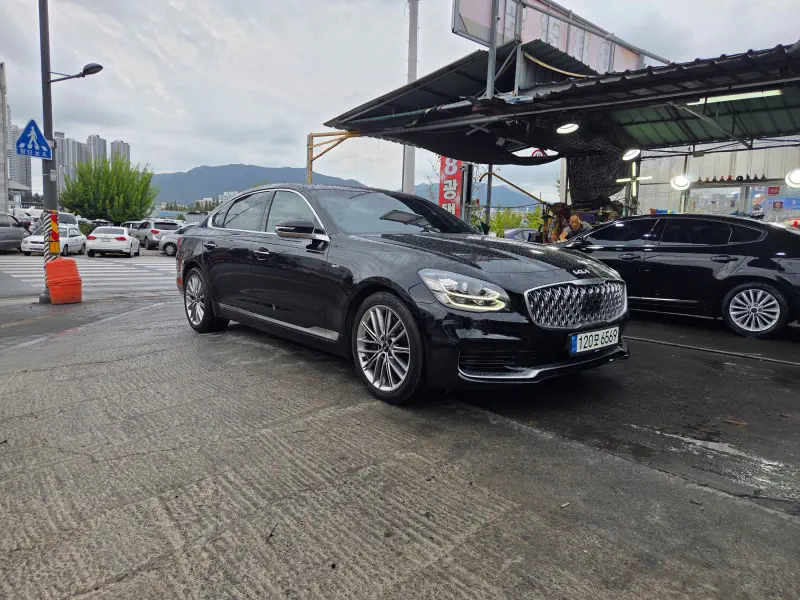 Kia K9
