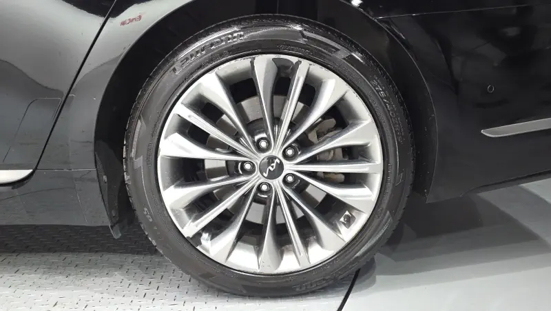 Kia K9